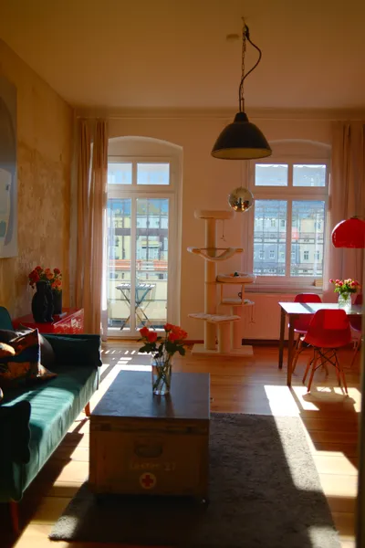 Altbau-Traum direkt an der Spree – Nachmieter gesucht! — photo 1